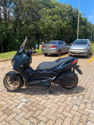 YAMAHA XMAX ABS 